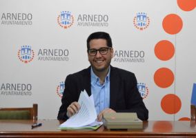 Ampliar información de El Alcalde analiza la situación política actual y avanza los retos del nuevo curso político.