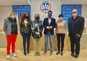 Ampliar información de Una delegación francesa de Parthenay visita los centros arnedanos buscando promover intercambios