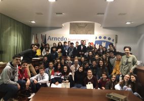 Ampliar información de El Alcalde recibe a 23 alumnos del Instituto Jean Moulin de la ciudad de Artix, Francia, de intercambio con alumnos del Sagrado Corazón de Jesús