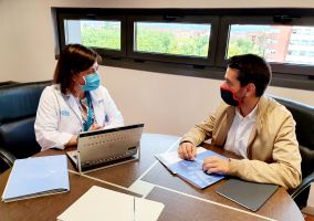 Ampliar información de El Alcalde mantiene un encuentro con la Consejera de Salud del Gobierno de La Rioja, Sara Alba, en las instalaciones del CIBIR.