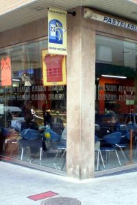 Ampliar información de Cafetería La Clavelina