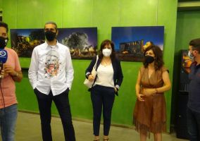 Ampliar información de Exposición de Fotografía en el Teatro Cervantes