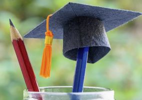 Ampliar información de Becas para estudios postobligatorios no universitarios y estudios universitarios para el próximo curso 2022.2023