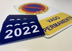 Ampliar información de Ya están disponibles las placas de vado de 2022