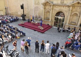 Ampliar información de El Alcalde analiza la formación del nuevo ejecutivo autonómico