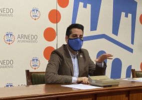 Ampliar información de La antigua piscina mediana se sustituirá por un gran parque de juegos acuáticos