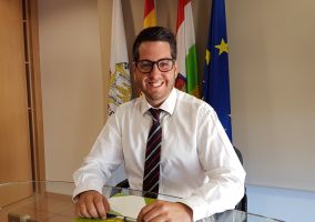 Ampliar información de El Alcalde valora la gestión de su Gobierno hasta el momento y repasa la actualidad política de la ciudad ante el nuevo curso.